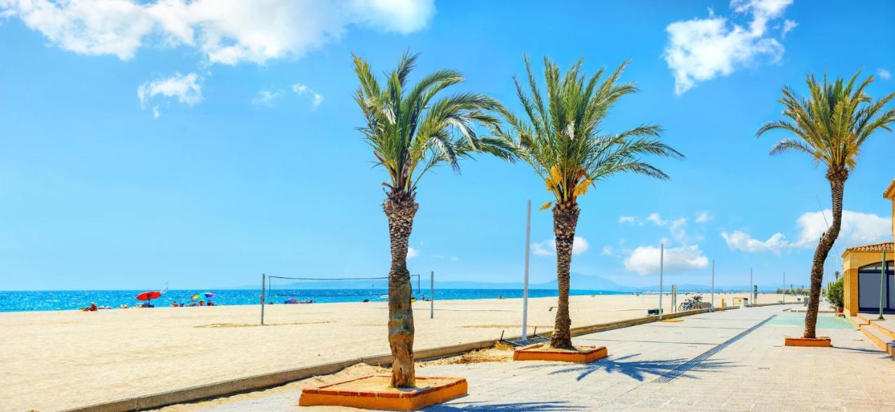 Welcs Apartamento 010 Emp Con Vistas Al Puerto エンプリアブラバ エクステリア 写真